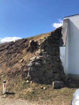 Urejanje okrog vodohrama Grad 