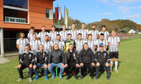 NK Grad - člani jesenski del sezone 2021/22 v Pomurski nogometni ligi 