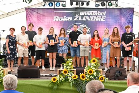 OP_Grad_0082