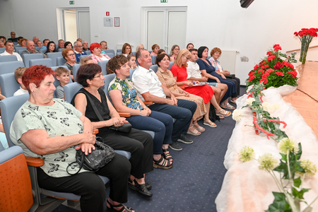 Krvodajalci_Grad_0005