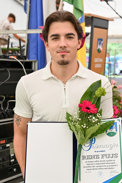 OP_Grad_0147
