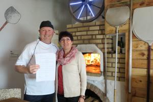 ŽUPANJA CVETKA FICKO OBISKALA NAJBOLJŠEGA PICOPEKA IN DALA PODPORO PRED ODHODOM NA SVETOVNO PRVENSTVO 