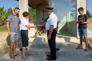 Prerez traku so opravili vaški predsednik g. Dejan Dervarič, ga. županja Cvetka Ficko in predsednik PGD Kovačevci.